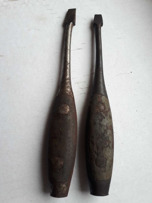 Śrubokręt podbijak PRL Kuźnia Sułkowice 2 sztuki. 19 i 20cm