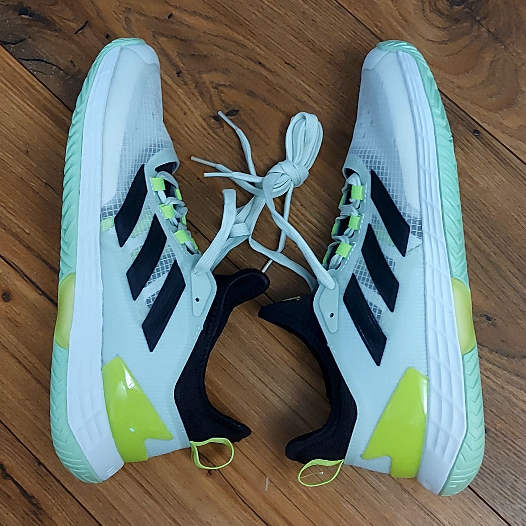 Buty do tenisa Adidas model Adizero Ubersonic rozmiar 41⅓