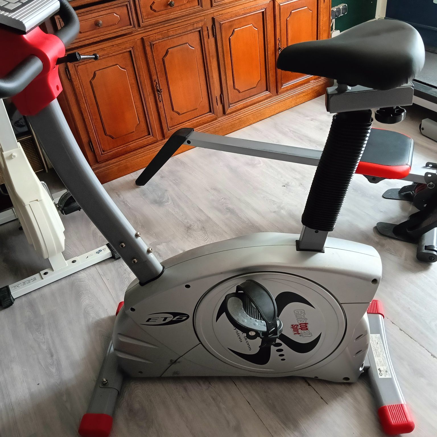 Rower treningowy magnetyczny Christopeit ET6