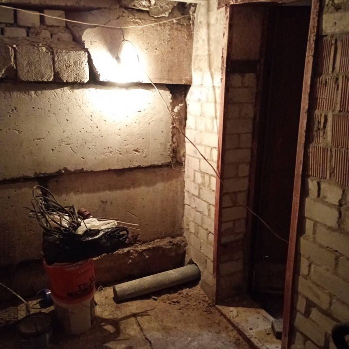 Гараж кирпичный с ямой