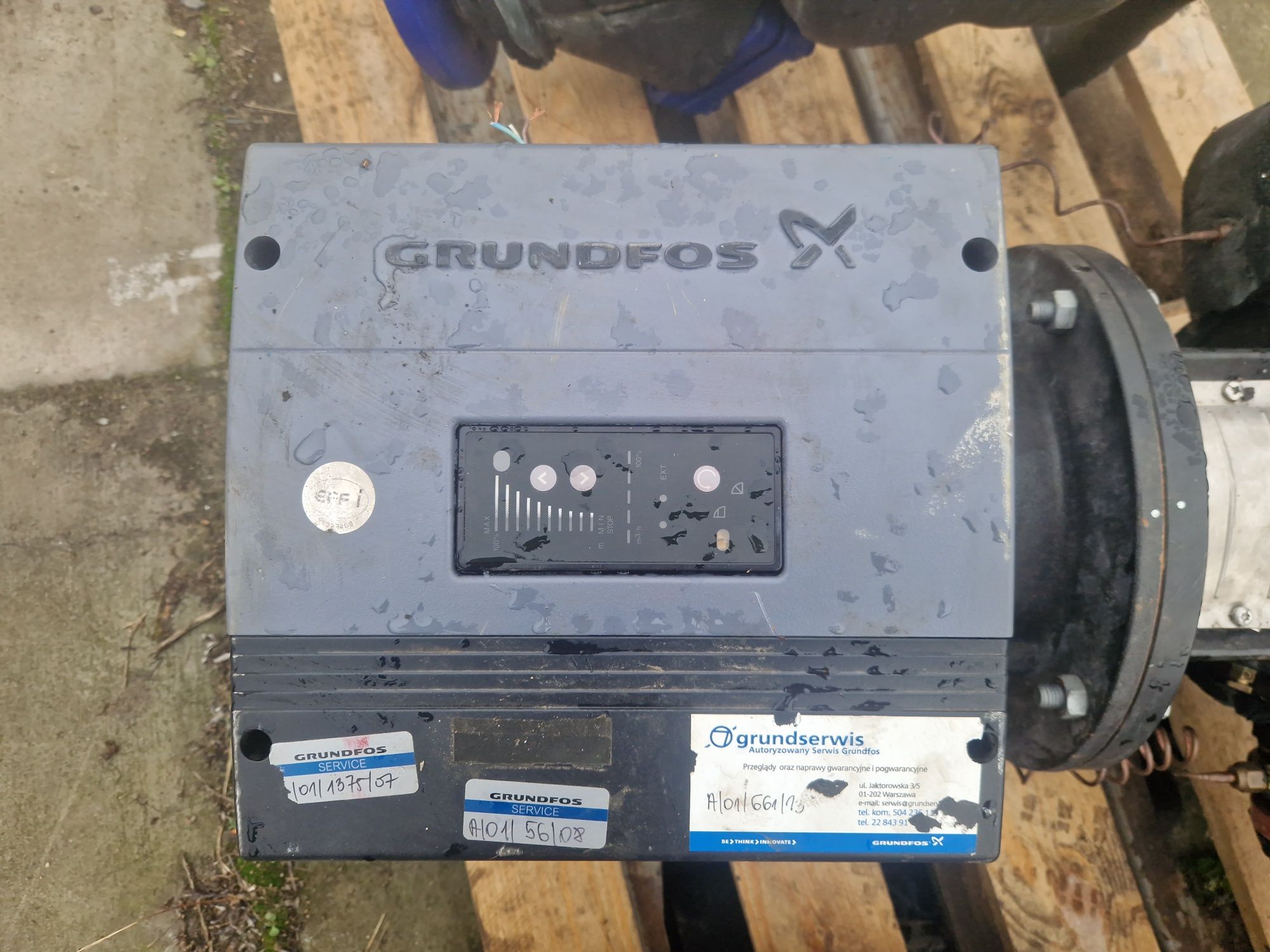 Pompa grundfos 5.5 kw z falownikiem 49m3 typ MGE132SC2-FF265-D1