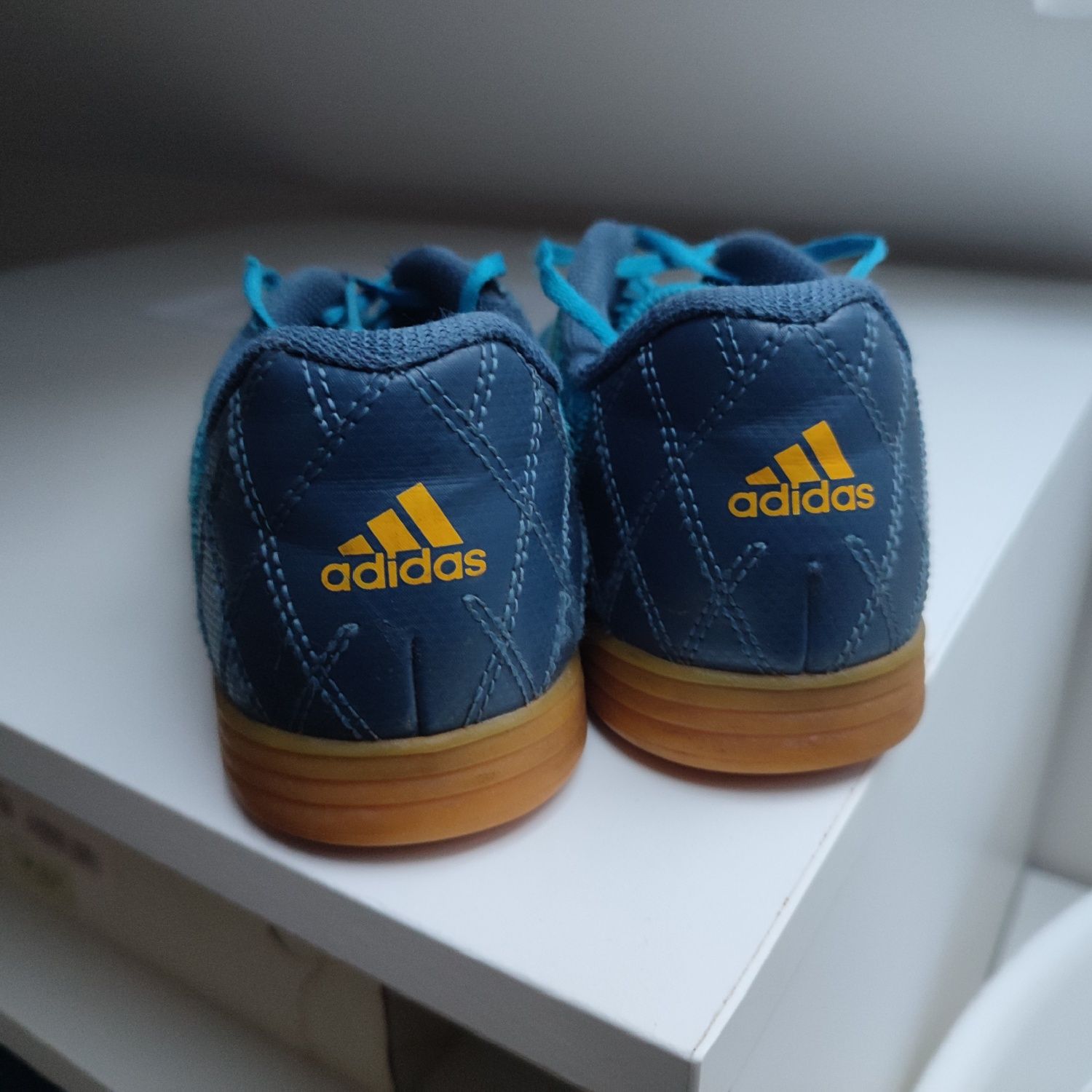 Halówki Adidas buty sportowe 36