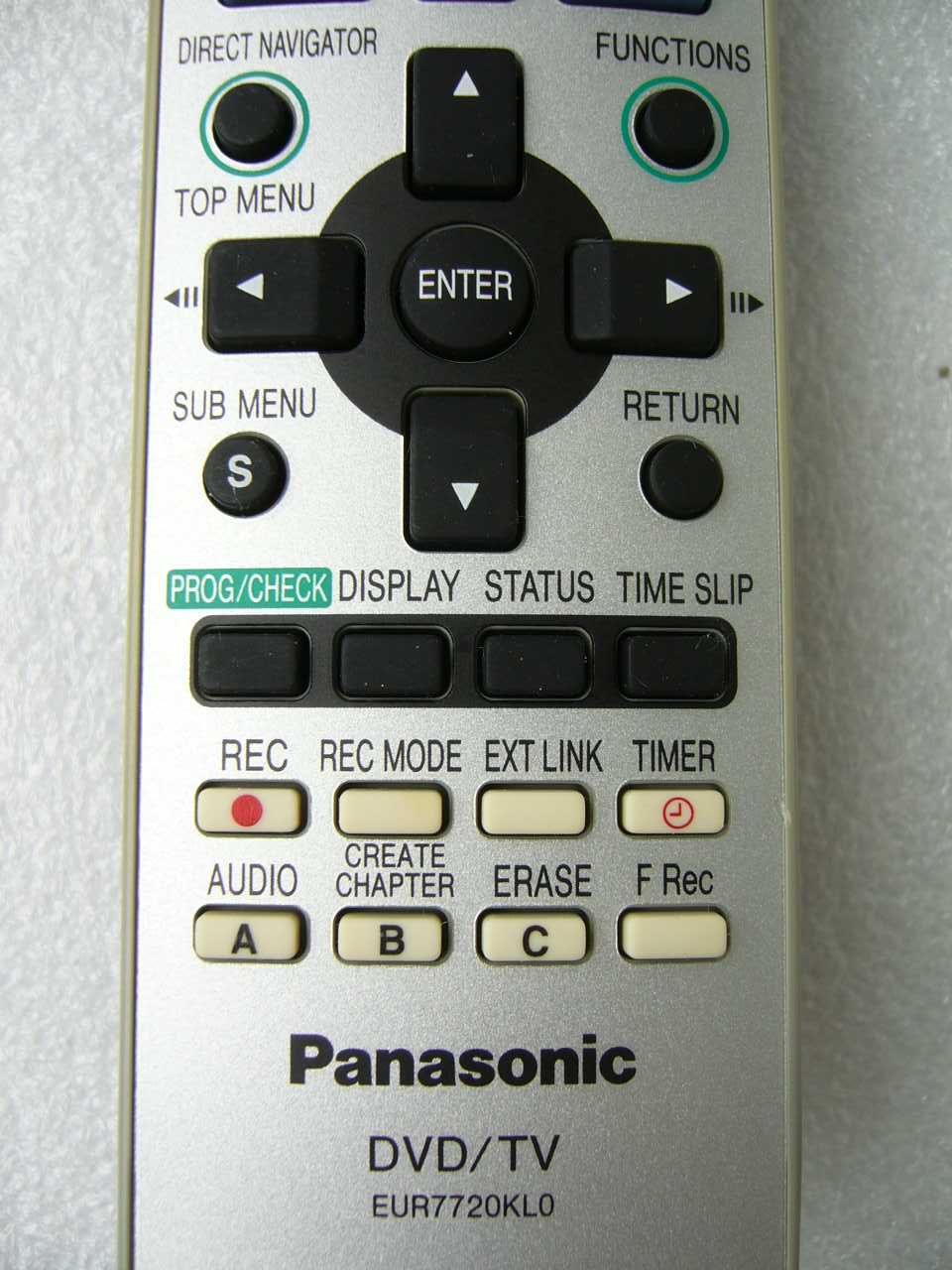 Pilot Panasonic EUR7720KL0 do telewizora i DVD