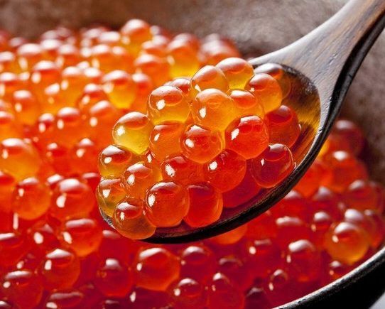 Икра красная премиум,чёрная,щучья.