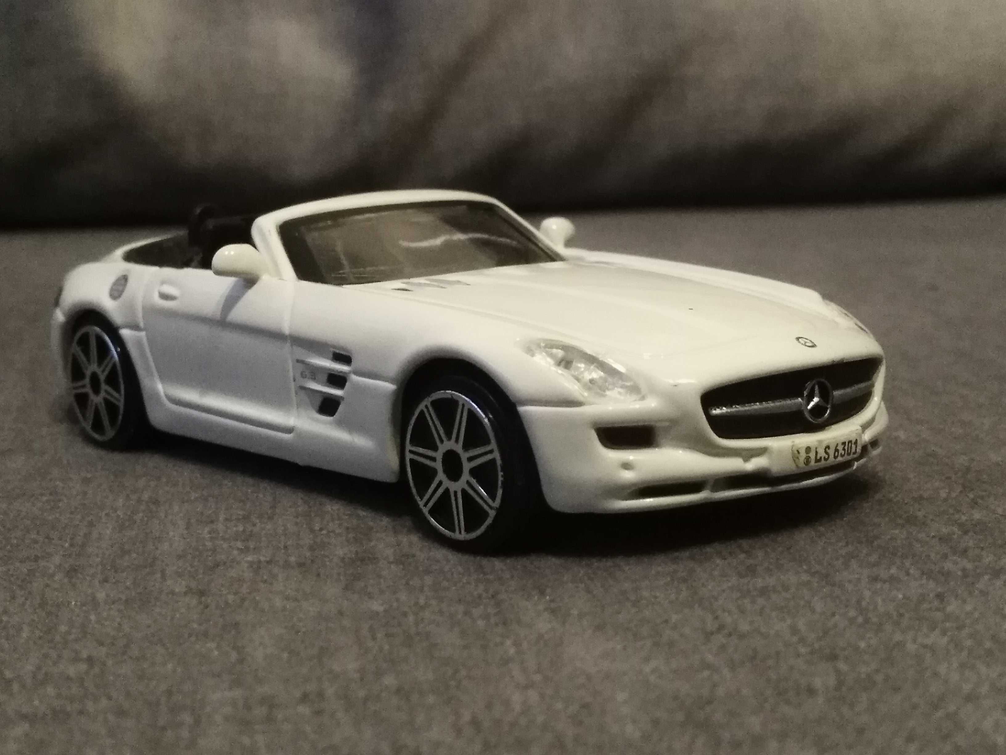 Autko Mercedes-Benz SLS AMG Roadster Burago