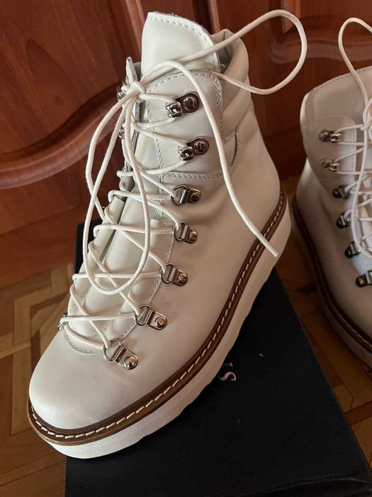 Ботинки черевики з підошвою Vibram Morflex