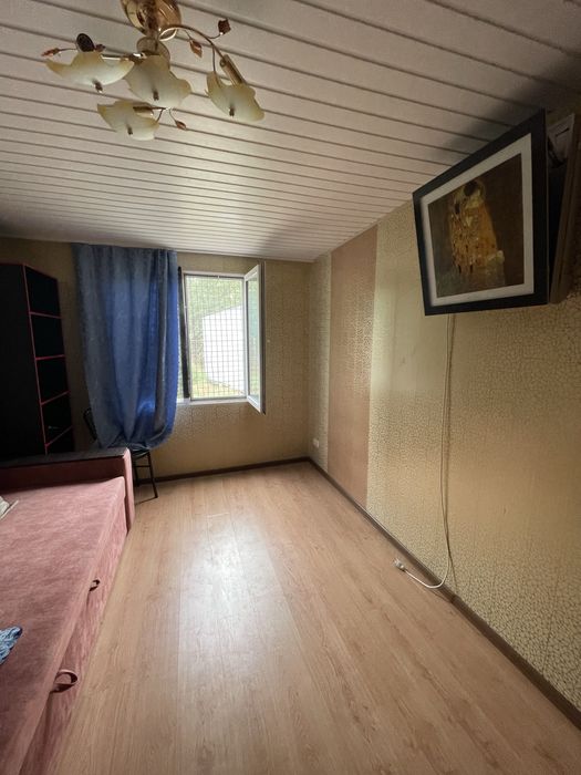 Будиночок на причалі 5/1.Центр міста.Для відпочинку або проживання.