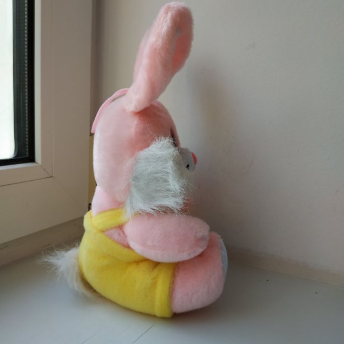 М’яка іграшка кролик зайчик для дівчинки співає З Днем народження