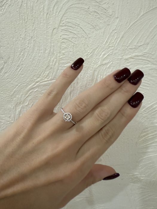 Продам кольцо с бриллиантами в стиле tiffany