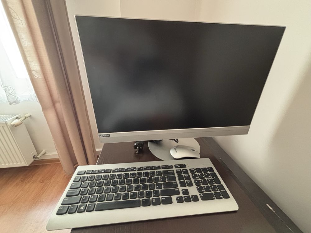 komputer All in One Lenovo IdeaCentre Pentium, 4GB, 1TB