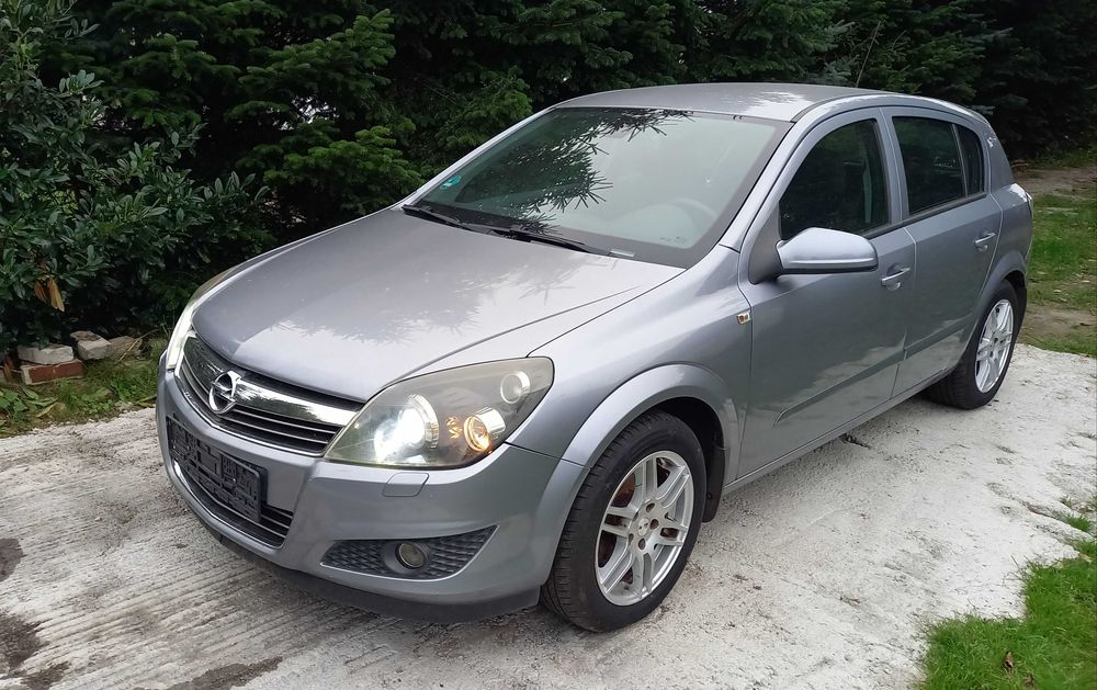 Opel Astra 1.6 benzyna Ksenon Klima PDC