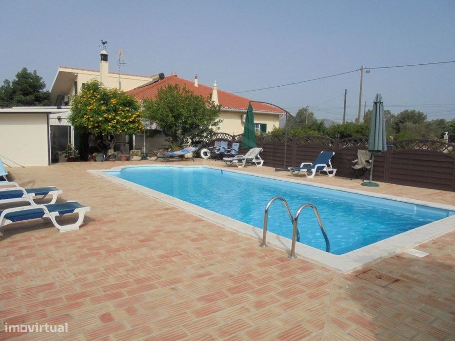 Moradia T4 com piscina na Luz de Tavira, Algarve