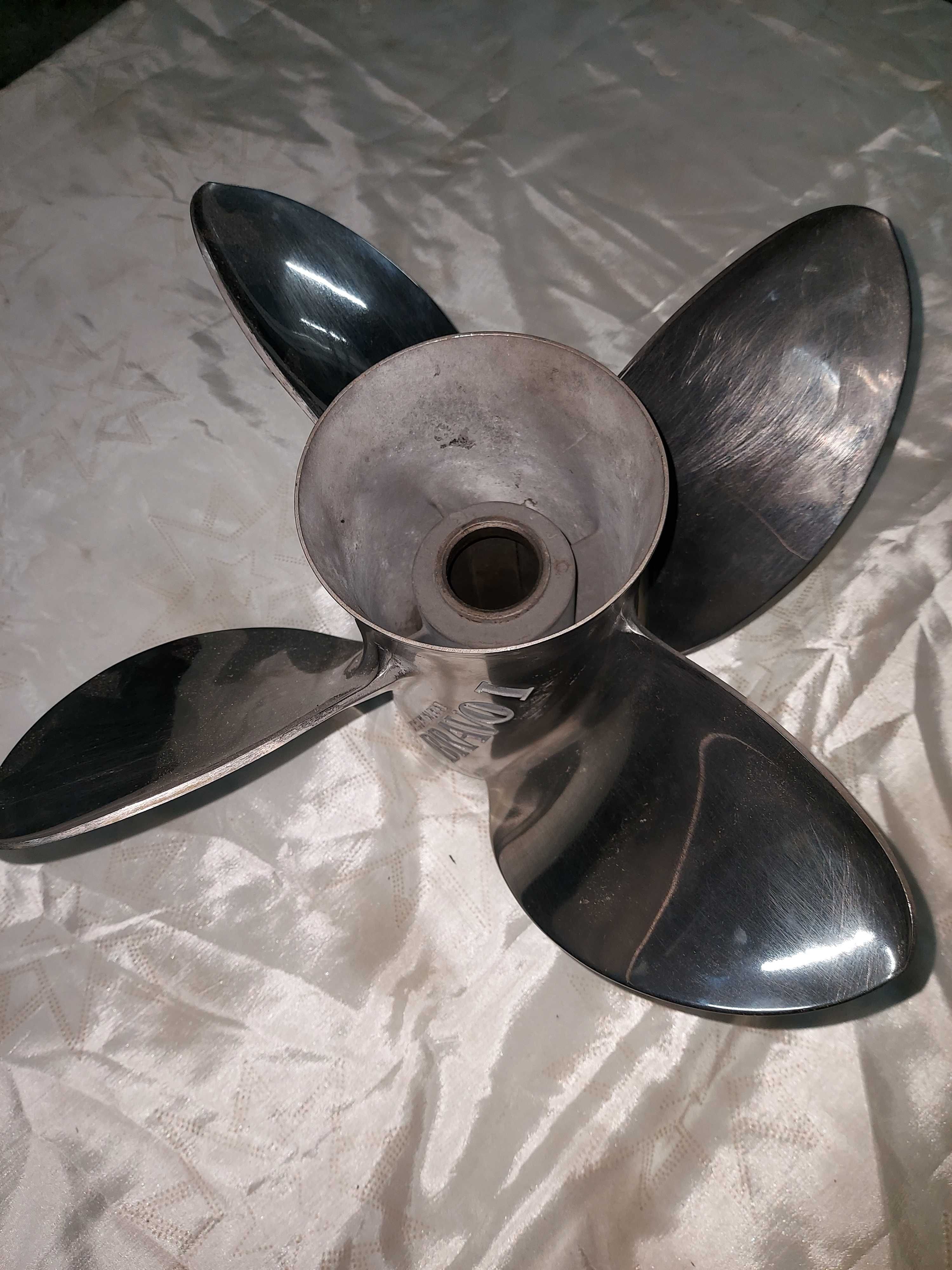 mercruiser mercury propeller  śruba napędowa bravo one