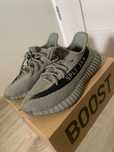 Yeezy Boost 350 v2