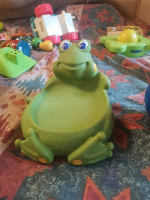 Іграшки для малюків