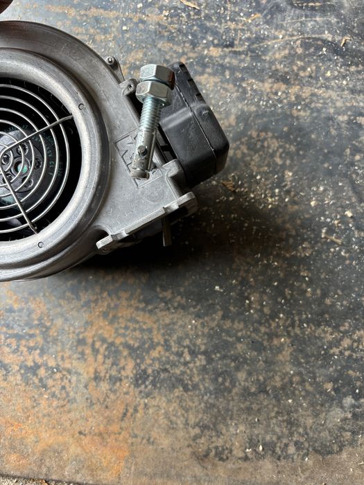 Wentylator dmuchawy pieca