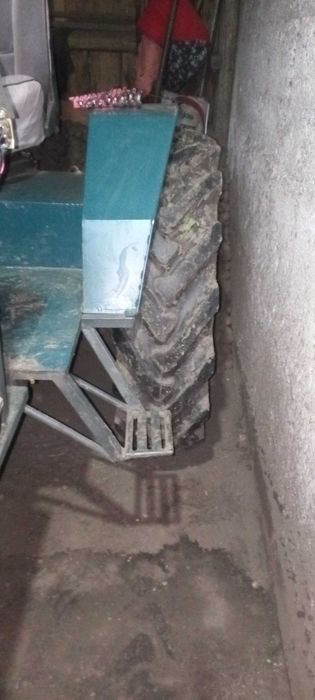 Продам саморобний трактор.