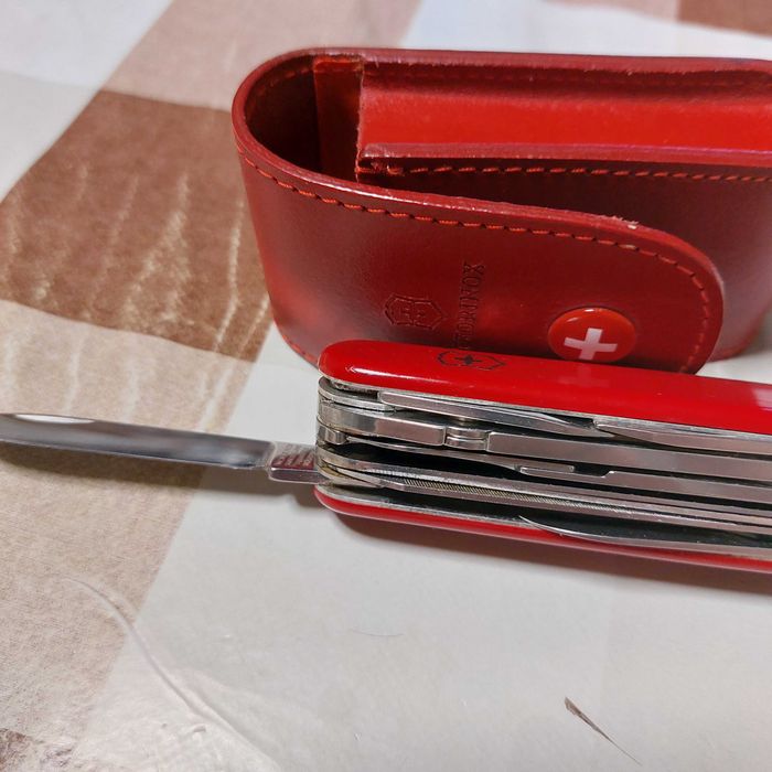 Victorinox Craftsman 1.4773