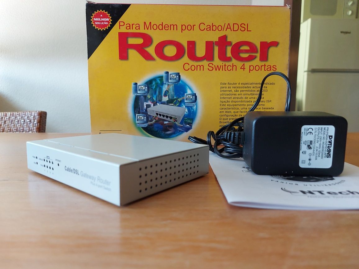 Router com switch 4 portas NTech