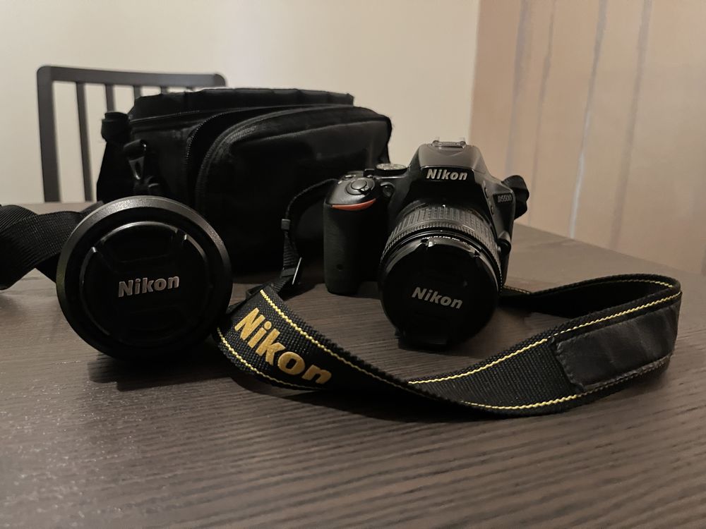 Nikon D5500 + objectivas Nikkor AF-P 35mm + 18-55mm DX VR