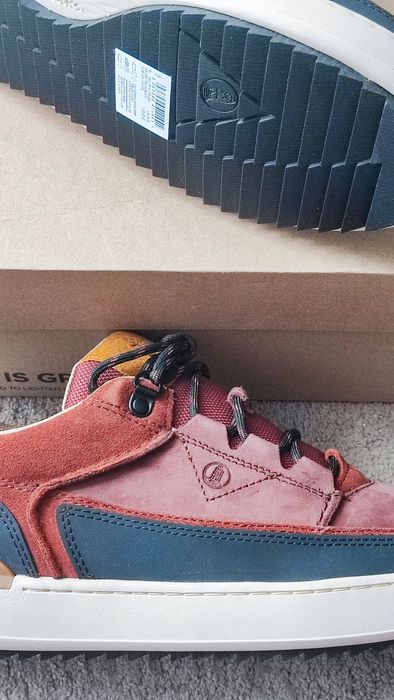 Sapatilhas nobuck Clarks NOVAS