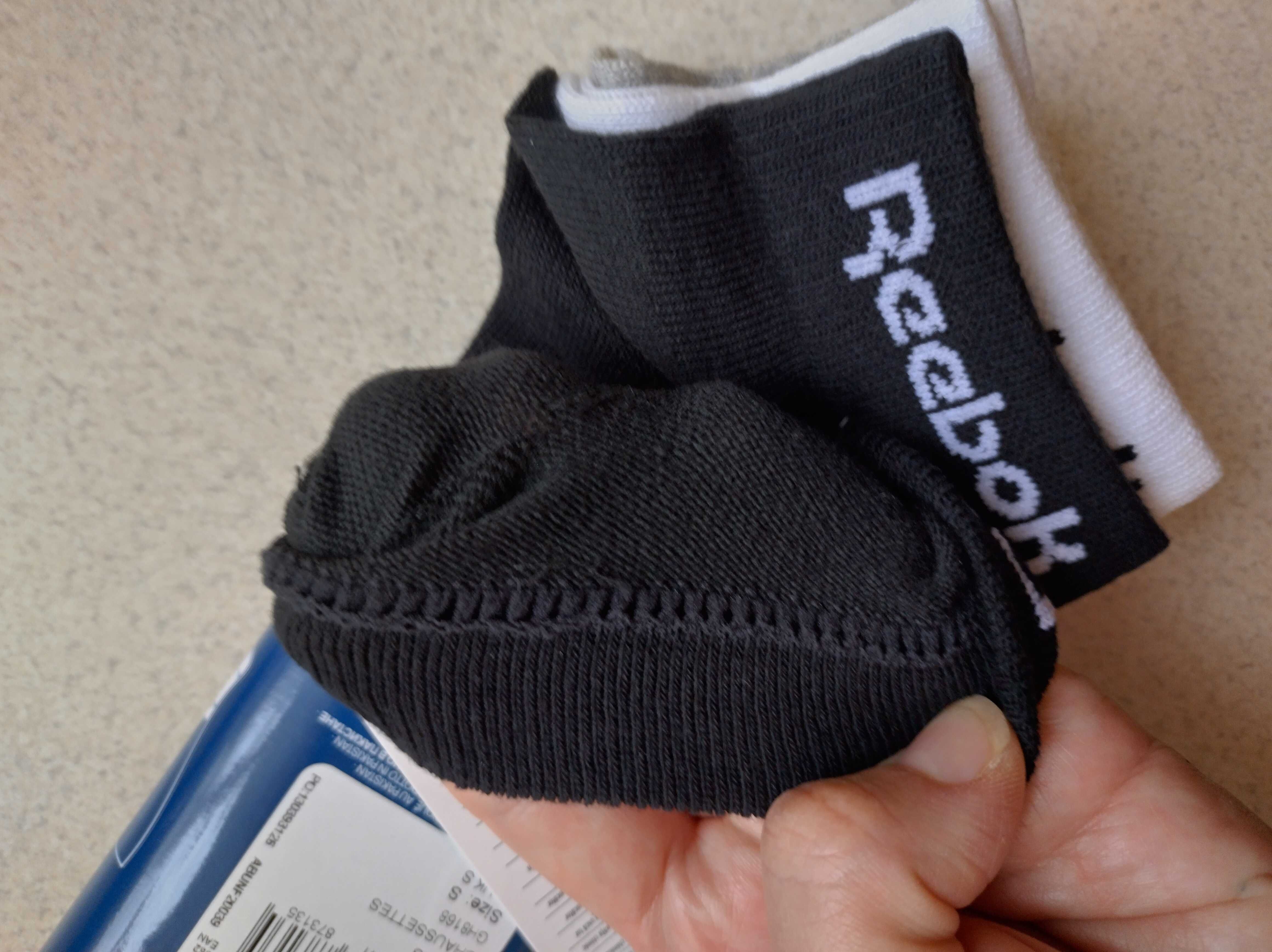 Новий набір жіночих шкарпеток фірми Reebok розмір 37-39