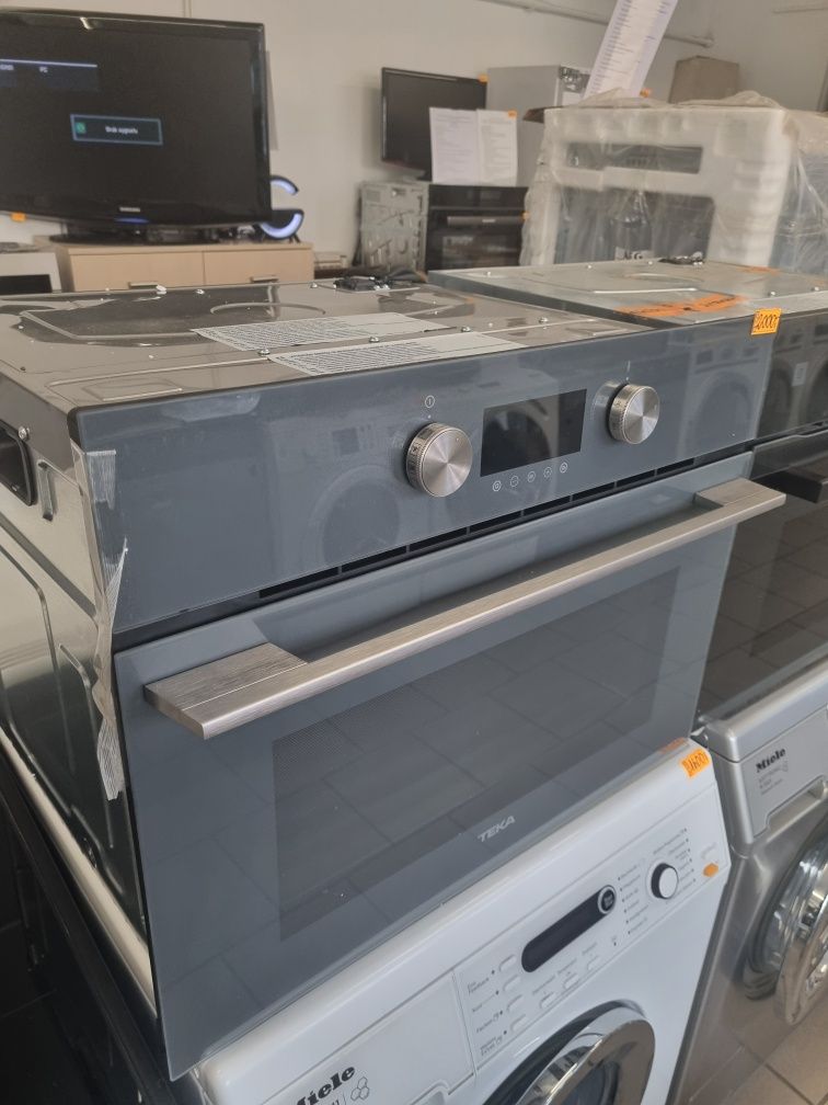 Piekarnik kompaktowy z funkcją mikrofali Teka HLC8440CST szary
