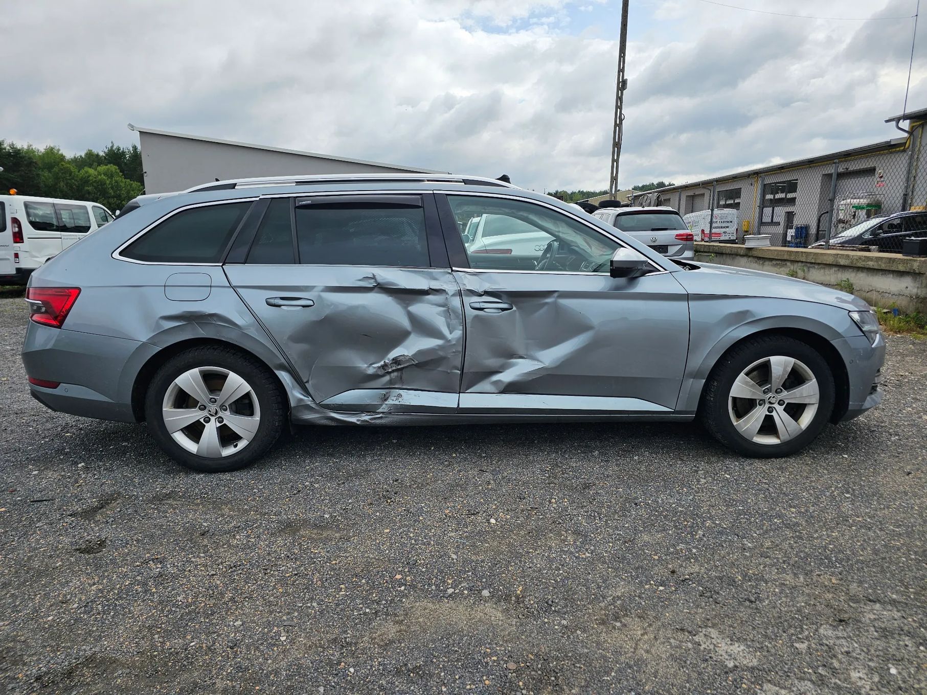 Skoda Superb 190KM DSG Bogate wyposazenie