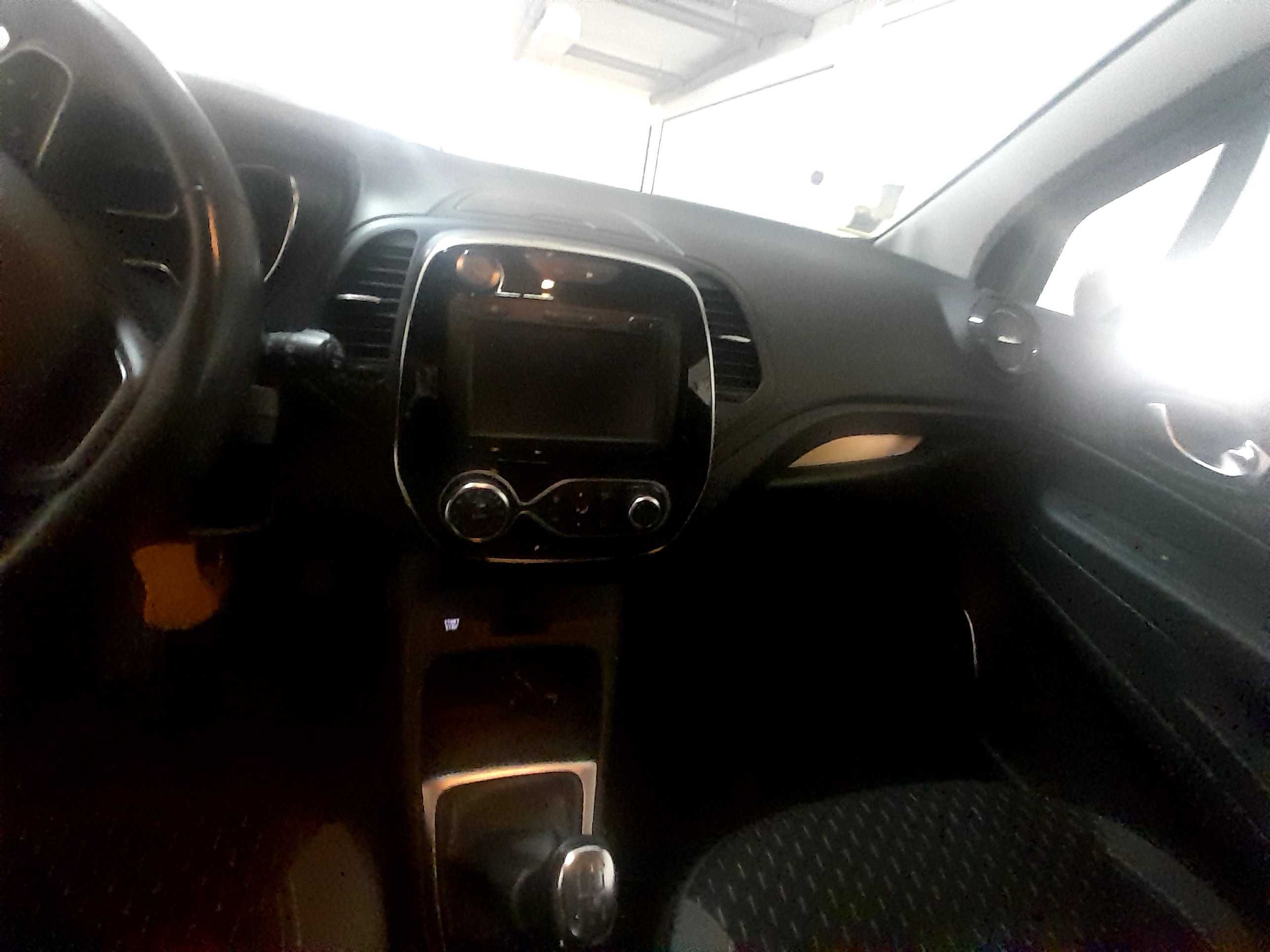 Renault captur como novo
