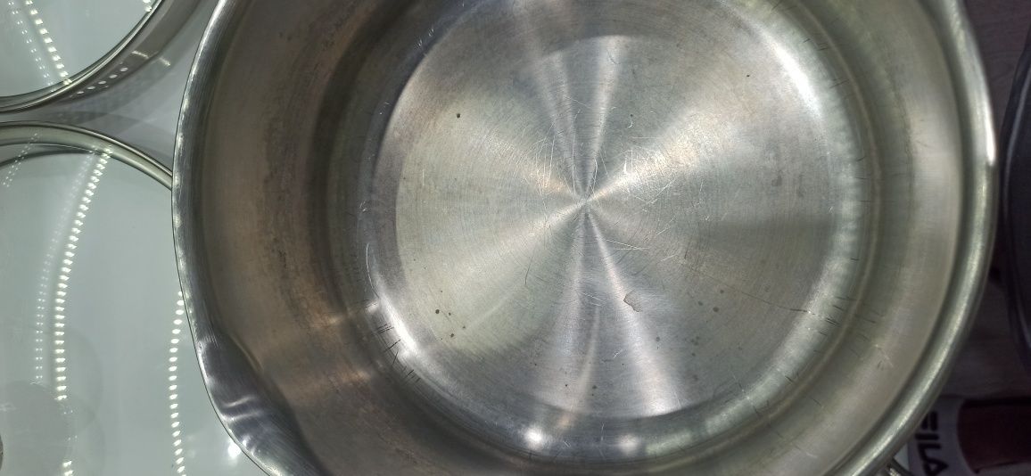 Garnki Tefal duetto on 7 elementów( 4 garnki)