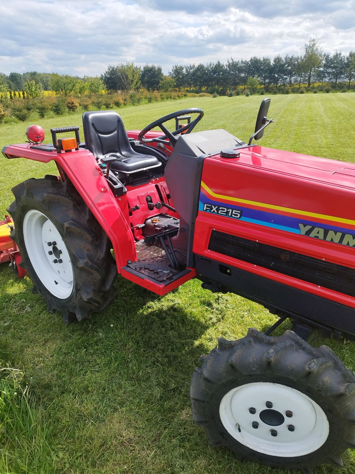 Traktorek japoński yanmar fx 215 4X4 z osprzętem