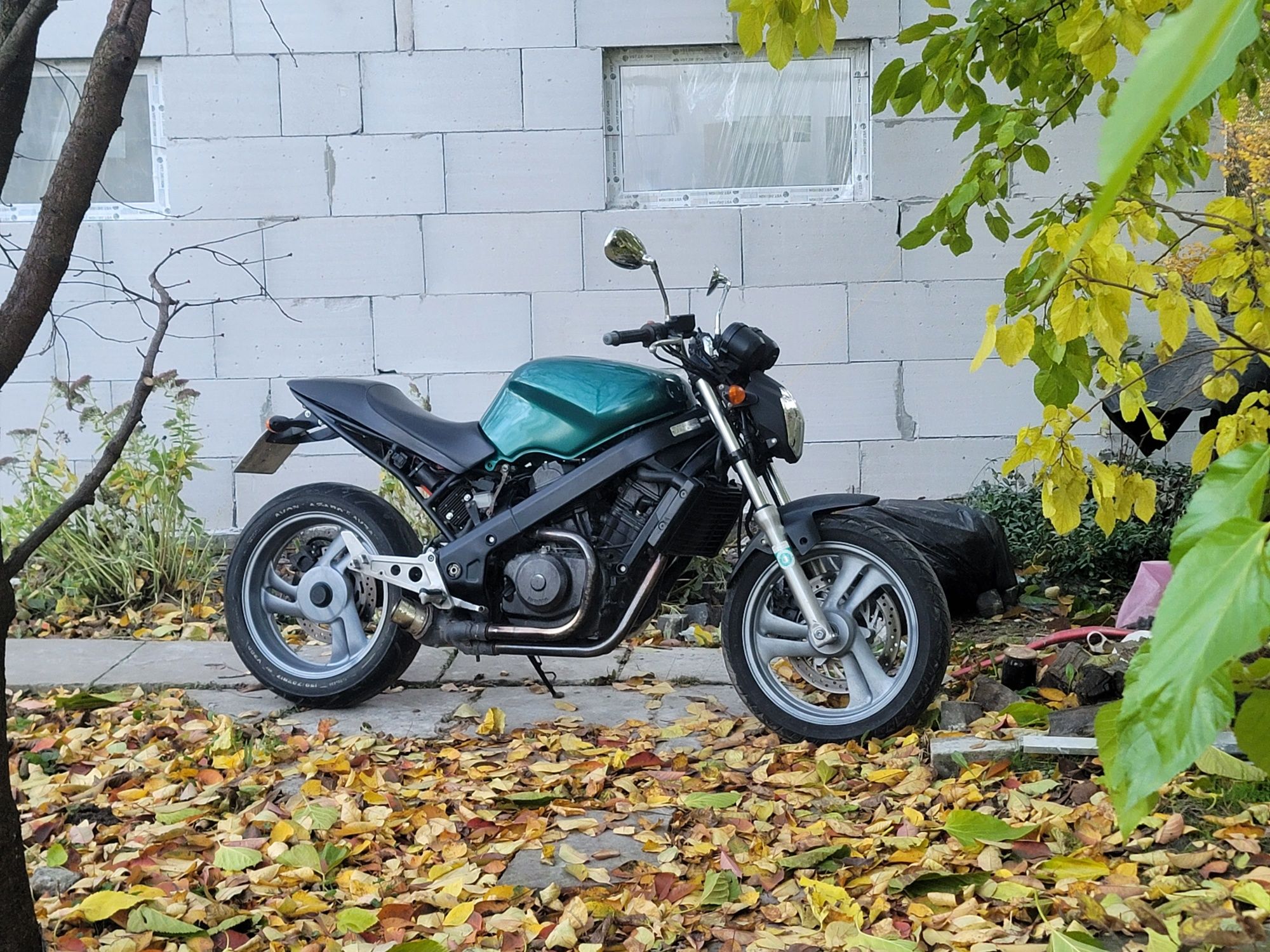 honda ntv 650 custom