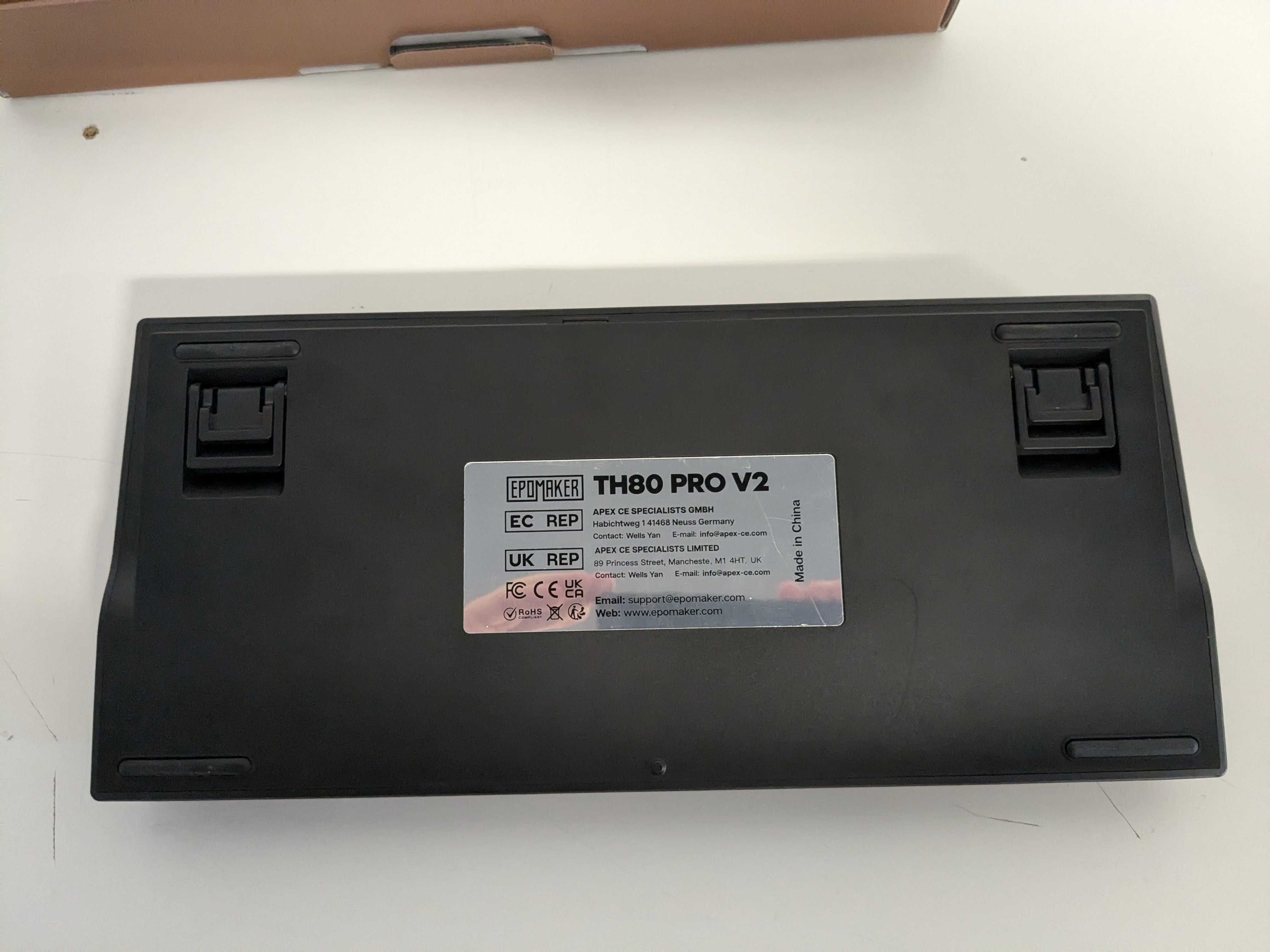 Klawiatura mechniczna Epomaker
-
TH80
Pro
V2
VIA
75% Czarna