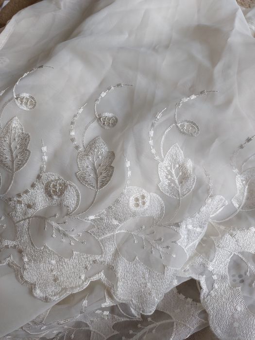 Firanka  woal haftowana