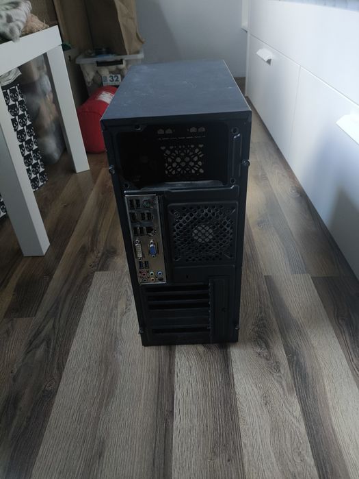 Komputer gamingowy biurowy i7 4x4 (16) GB zasilacz 500W be quiet