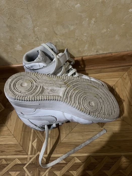 Кросовки для девочки найк