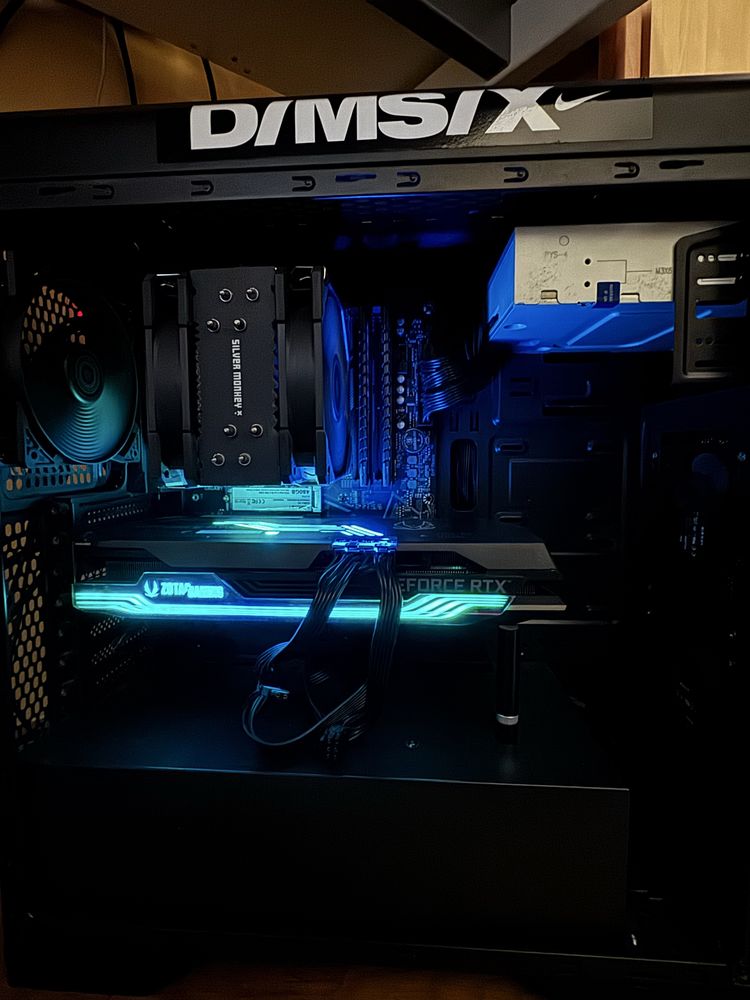 Komputer stacjonarny do gier Ryzen 7 5700x/32gbram/rtx3080 + Monitor