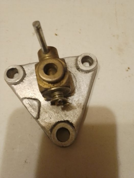 Кран зливного блоку охолоджувальної рідини