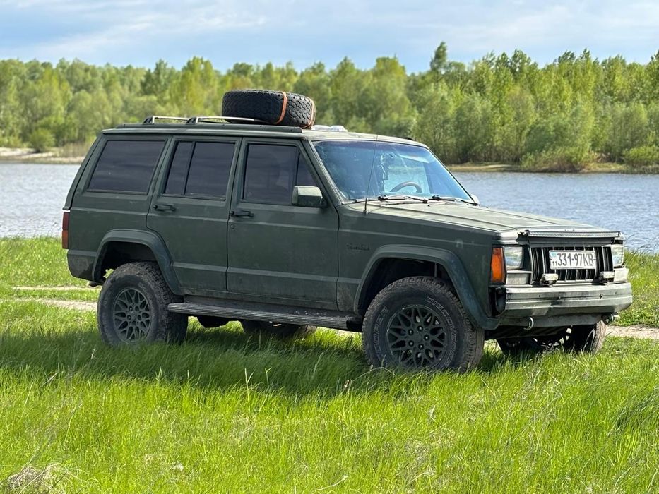 Jeep Cherokee 1995р