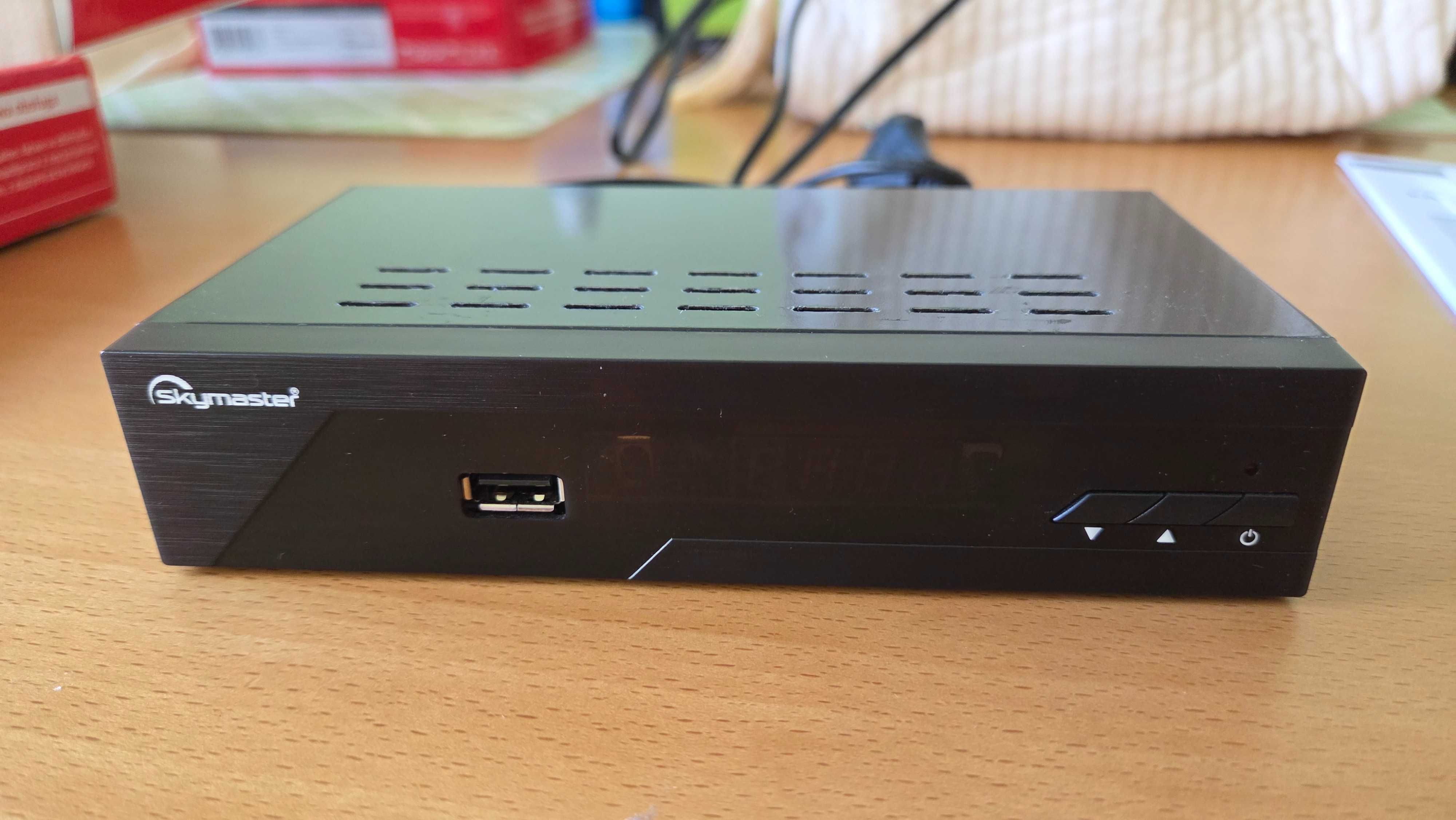 Dekoder Skymaster do naziemnej telewizji cyfrowej DVB-T2/HEVC/H.265