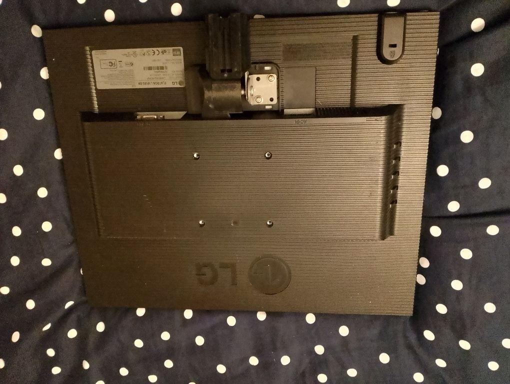 Monitor LG flatron