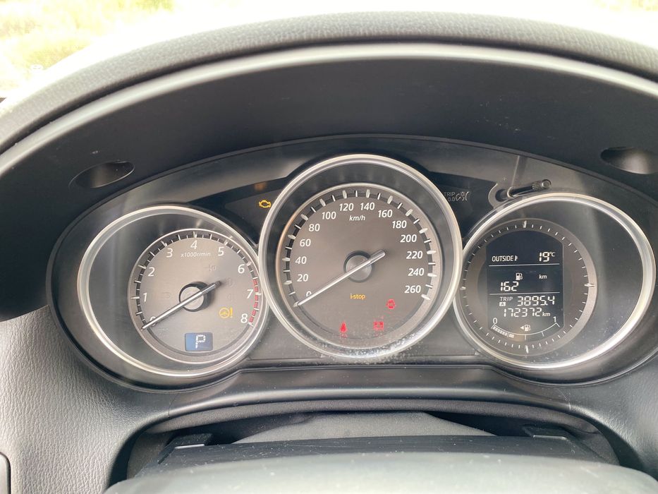 Продам машину Mazda CX-5