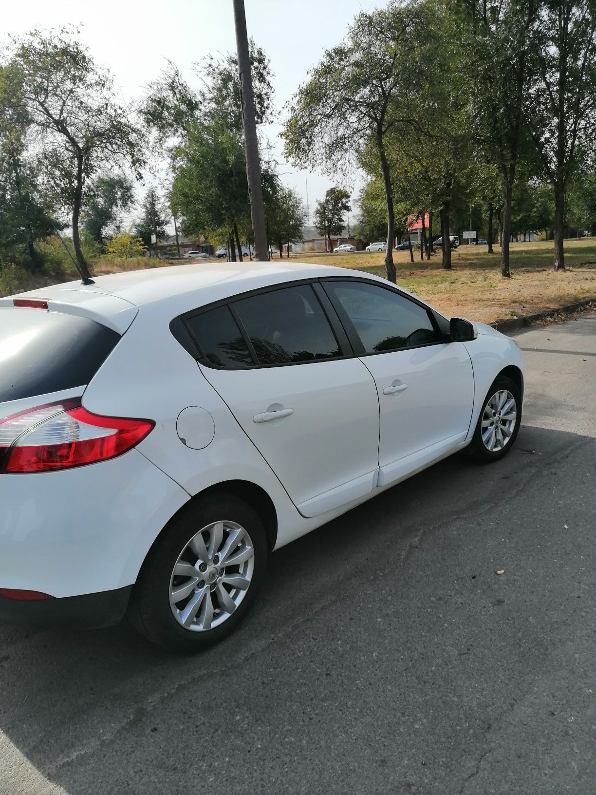 Продам машину Renault Megane 2015г