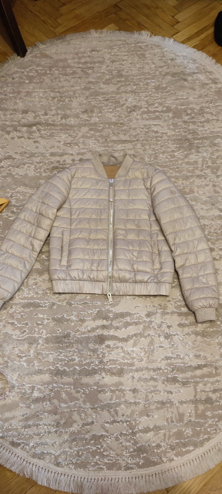 Женская весенняя- осенняя  куртка Massimo Dutti Xs