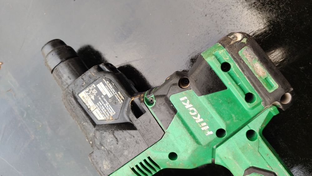 Młotowiertarka HIKOKI DH1826DA