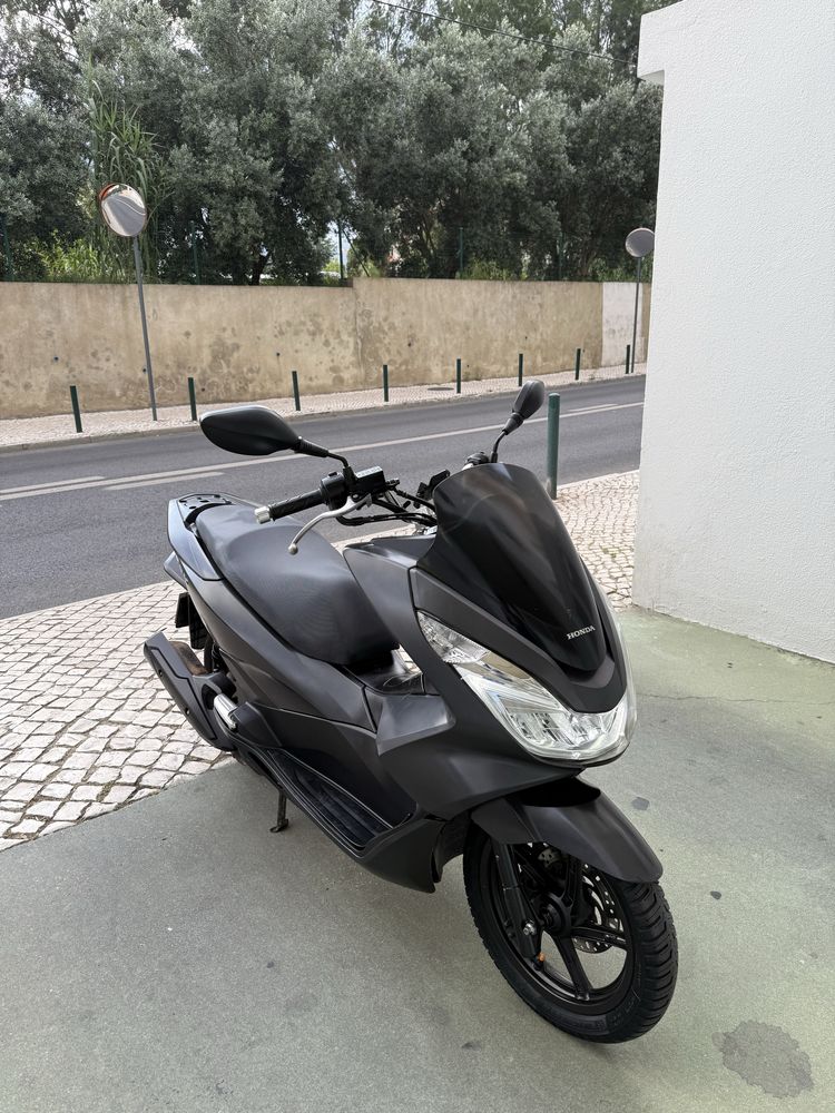 MOTO PCX 2017 (Otimo Estado)