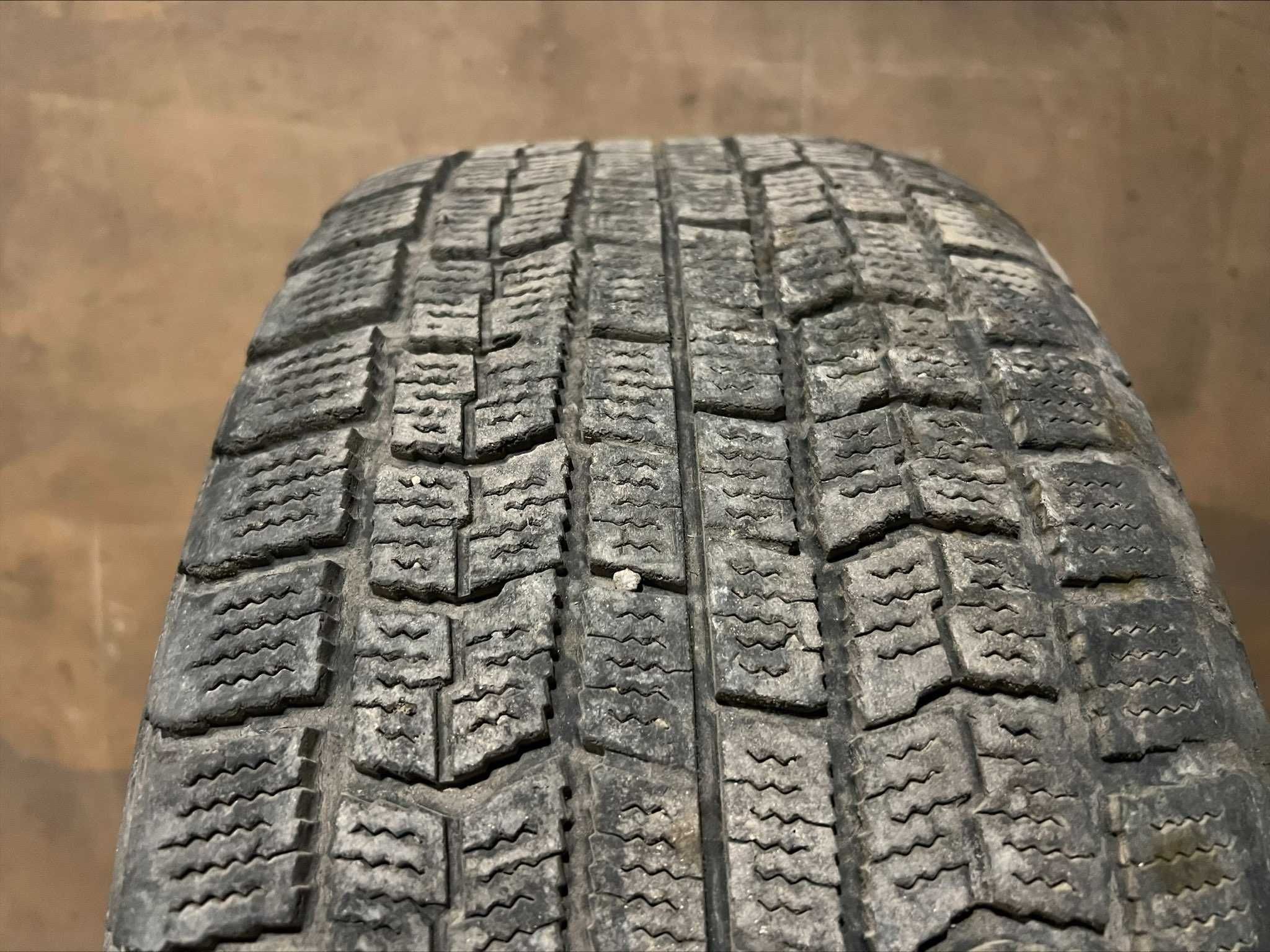 Зимова резина 215/55 R17 з дисками