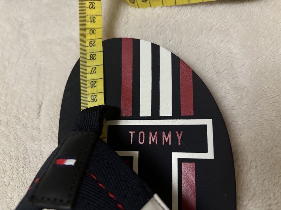 Шльопки Tommy Hilfiger вєтнамкі