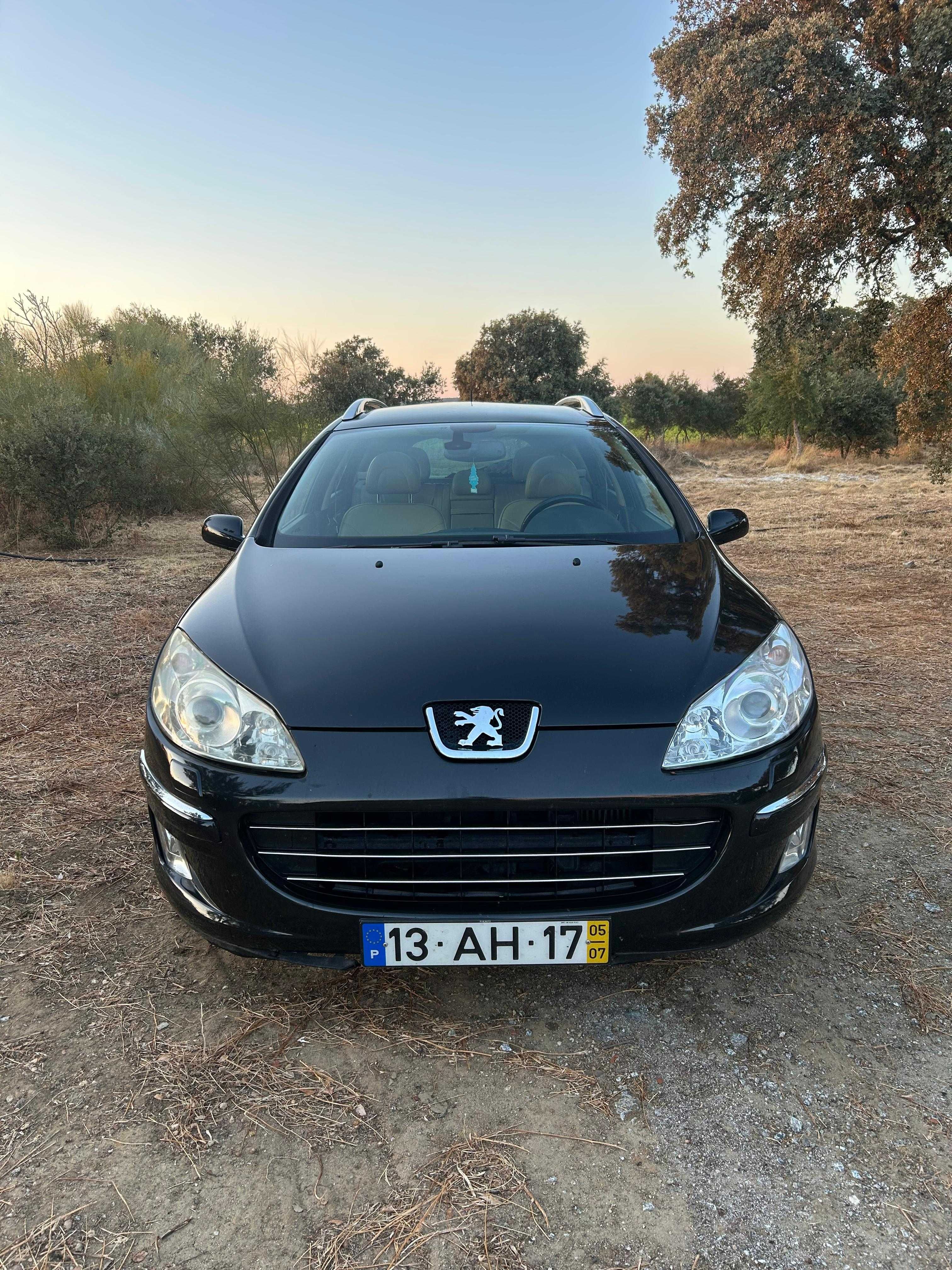 Peugeot 407 SW 2.0 HDi – Elegância, Conforto e Espaço!
