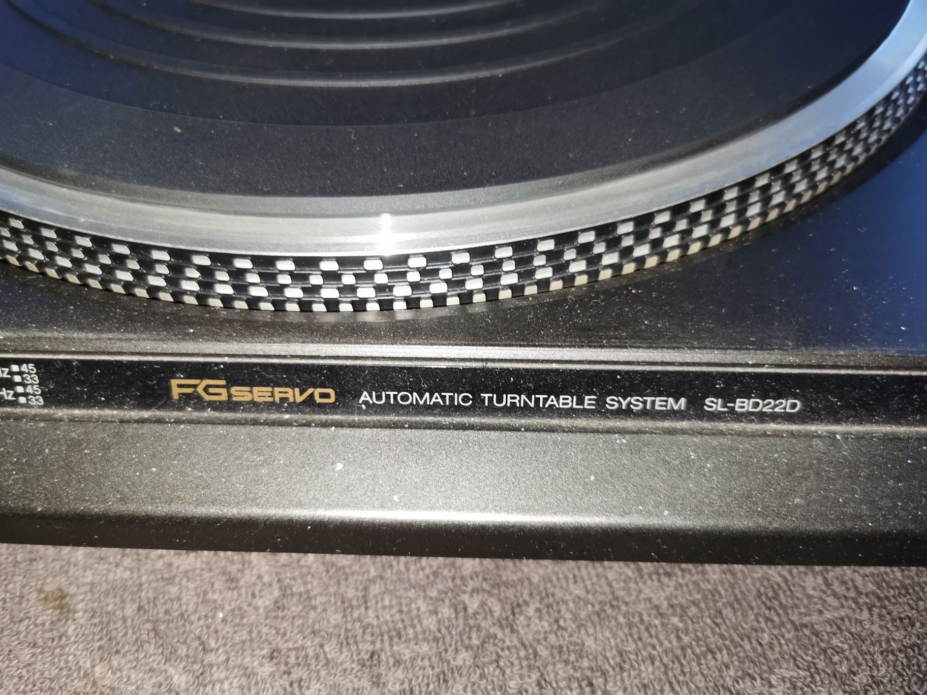 Gramofon Technics na płyty winylowe